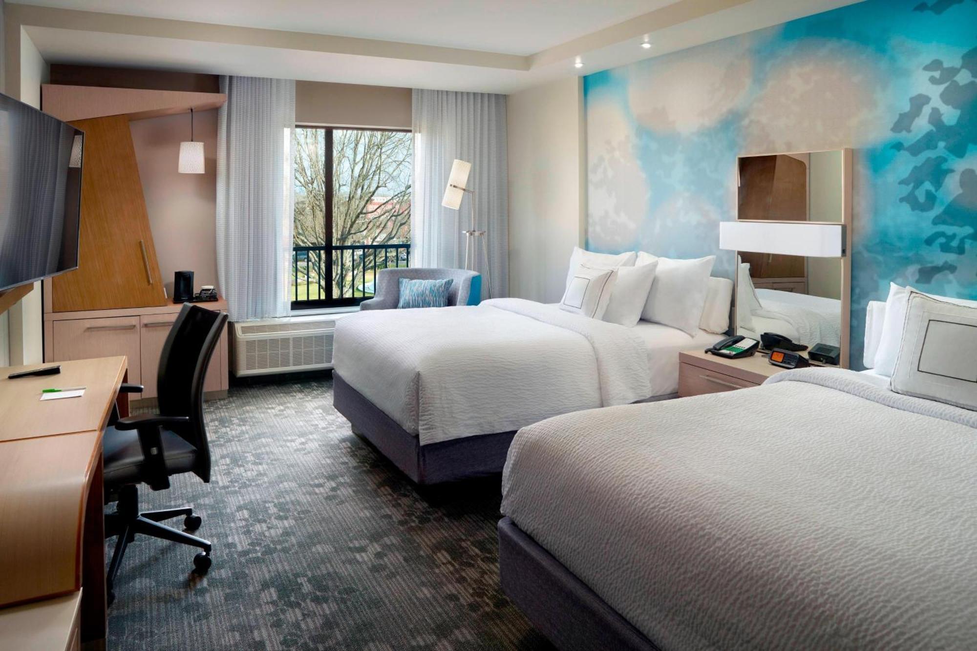 Courtyard By Marriott Lagrange Hotell Eksteriør bilde